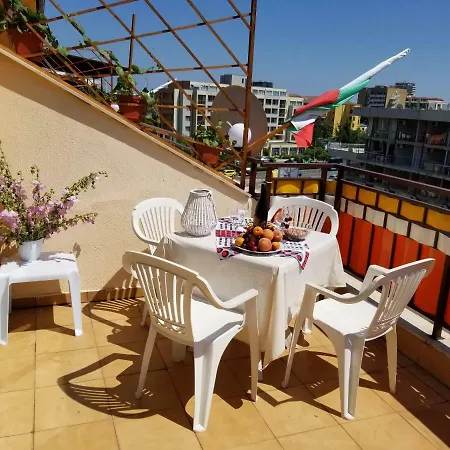 Apartment Golden Dreams *